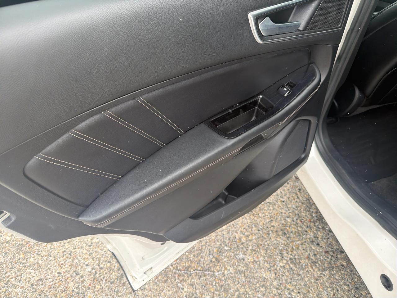 Ford Edge 4dr Sport AWD 2016