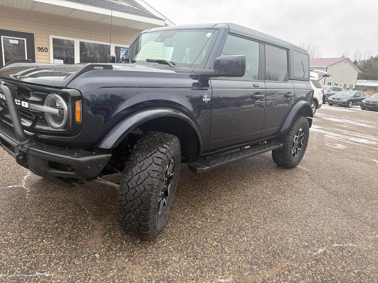 Ford Bronco Base 4 Door 4x4 2021