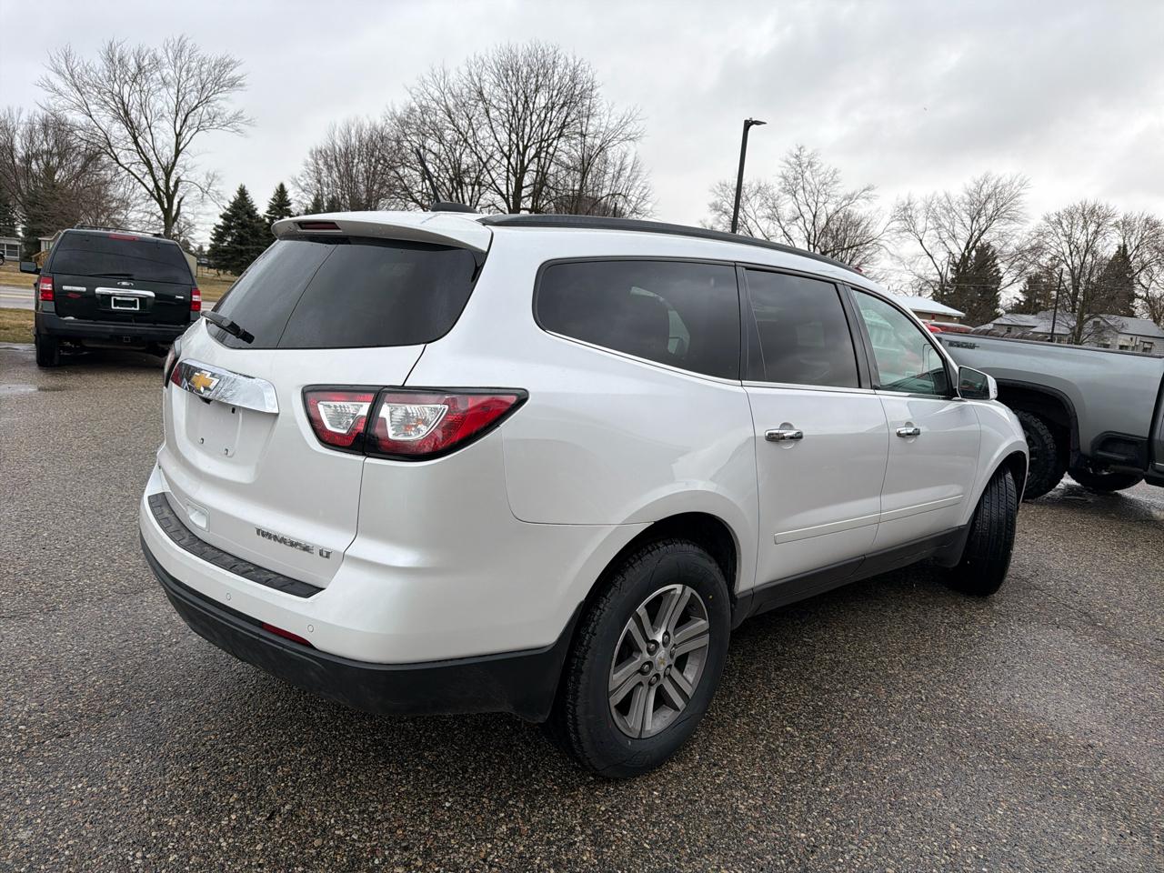 Chevrolet Traverse AWD 4dr LT w/2LT 2016