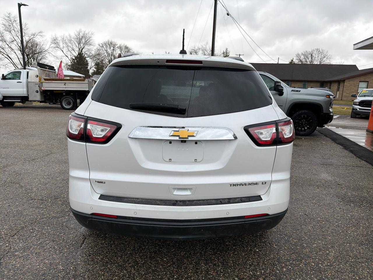 Chevrolet Traverse AWD 4dr LT w/2LT 2016