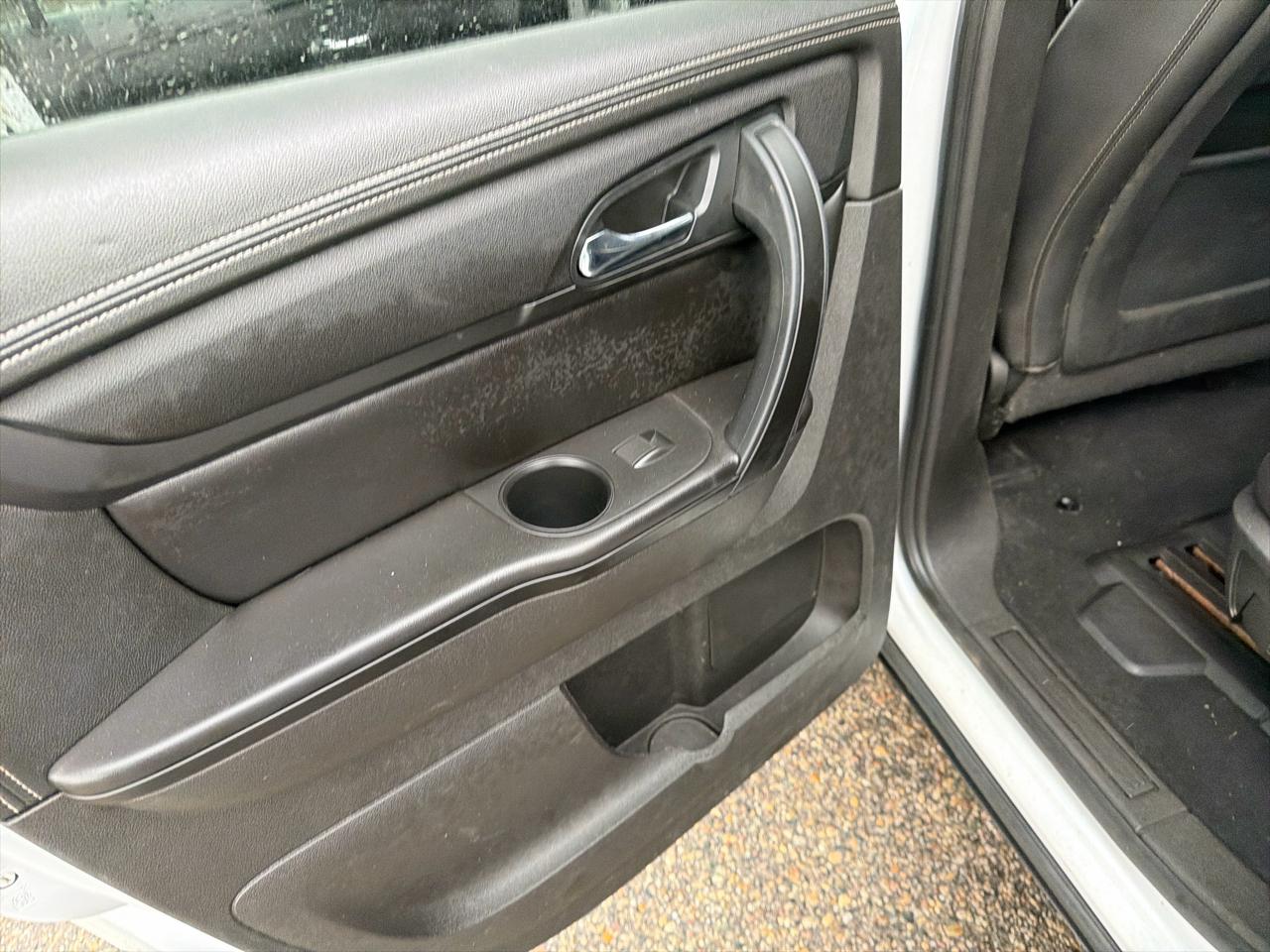 Chevrolet Traverse AWD 4dr LT w/2LT 2016