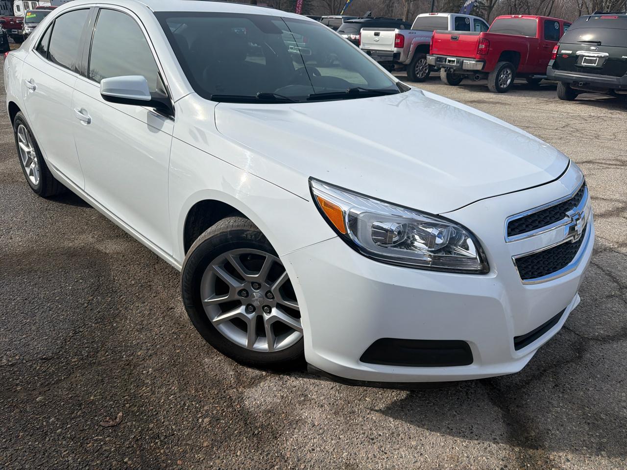Chevrolet Malibu 4dr Sdn ECO w/1SA 2013