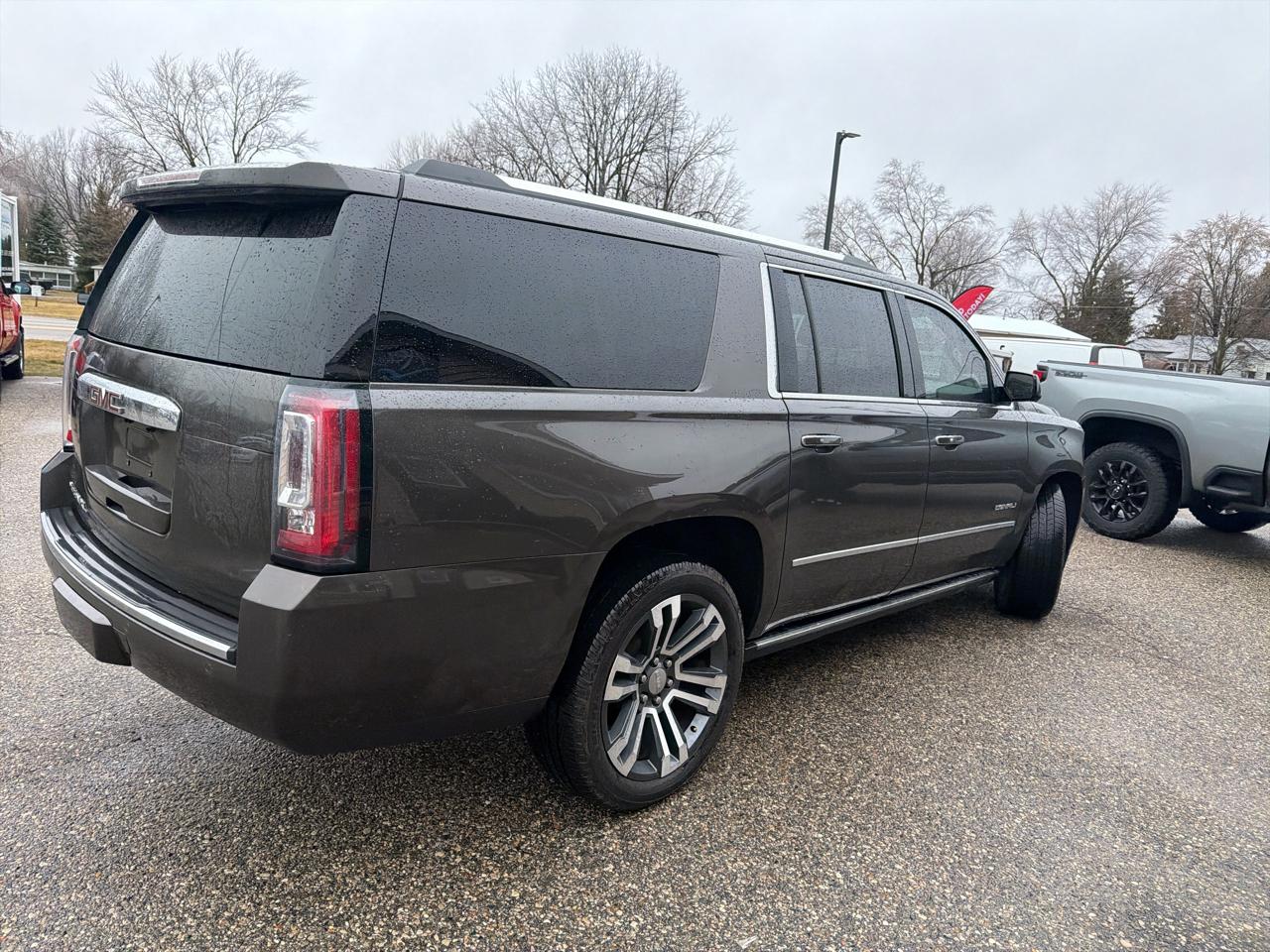 GMC Yukon XL 4WD 4dr Denali 2019