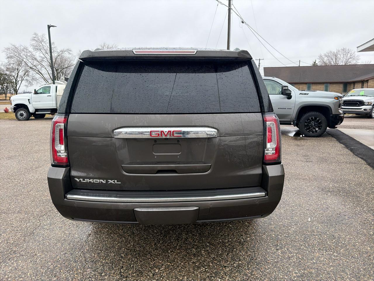 GMC Yukon XL 4WD 4dr Denali 2019