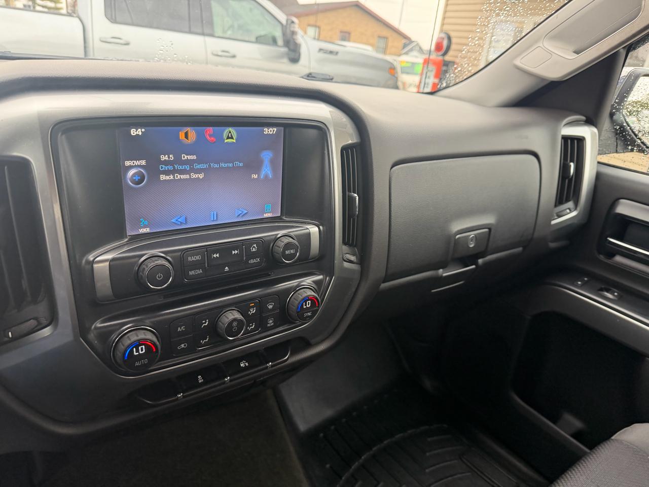 Chevrolet Silverado 1500 4WD Crew Cab 143.5" LT w/1LT 2014