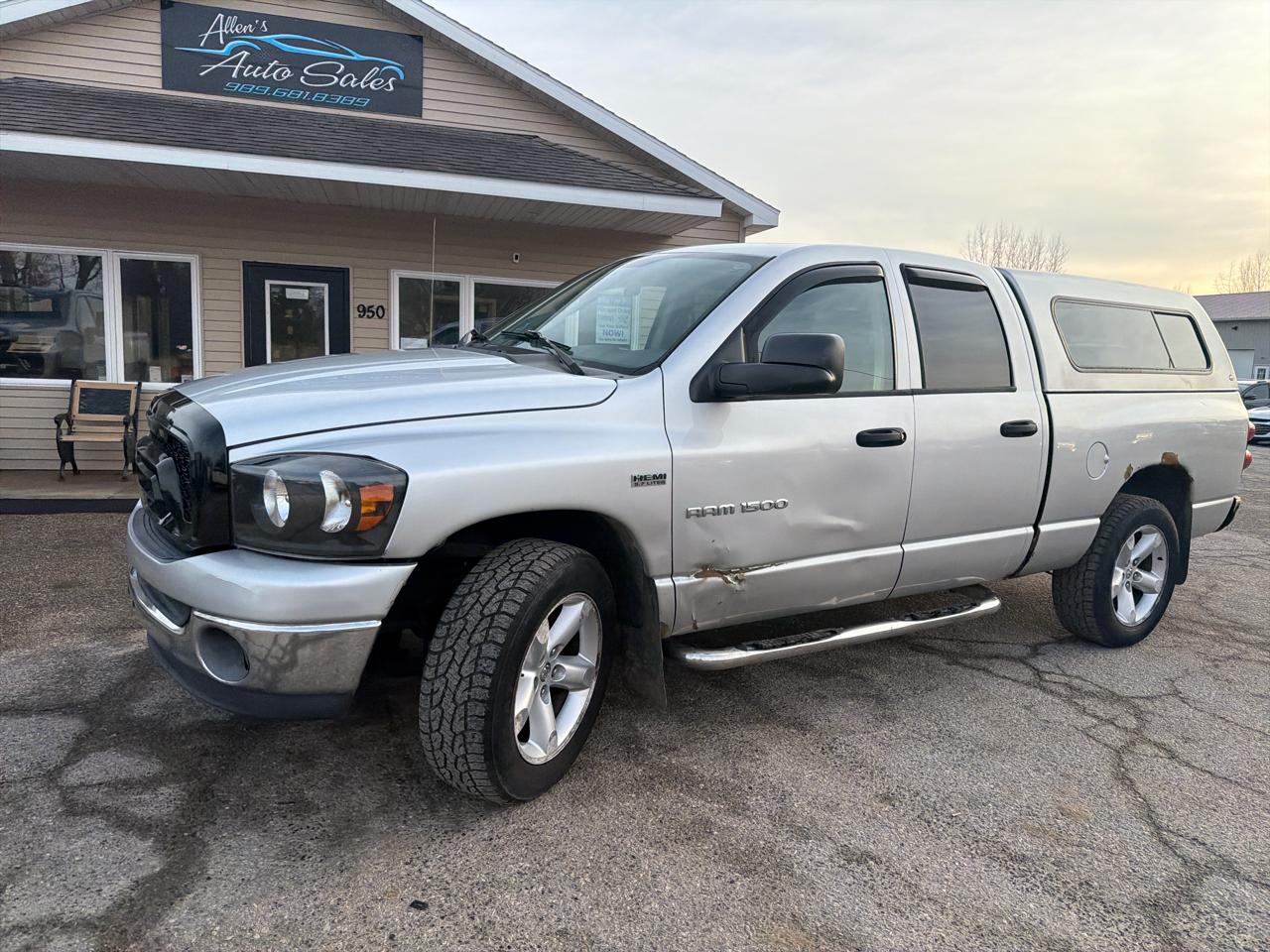 Dodge Ram 1500 4WD Quad Cab 140.5" SLT 2007