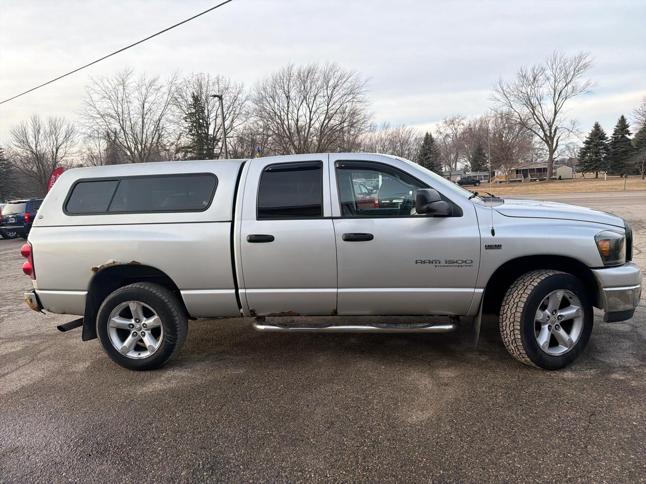 Dodge Ram 1500 4WD Quad Cab 140.5" SLT 2007