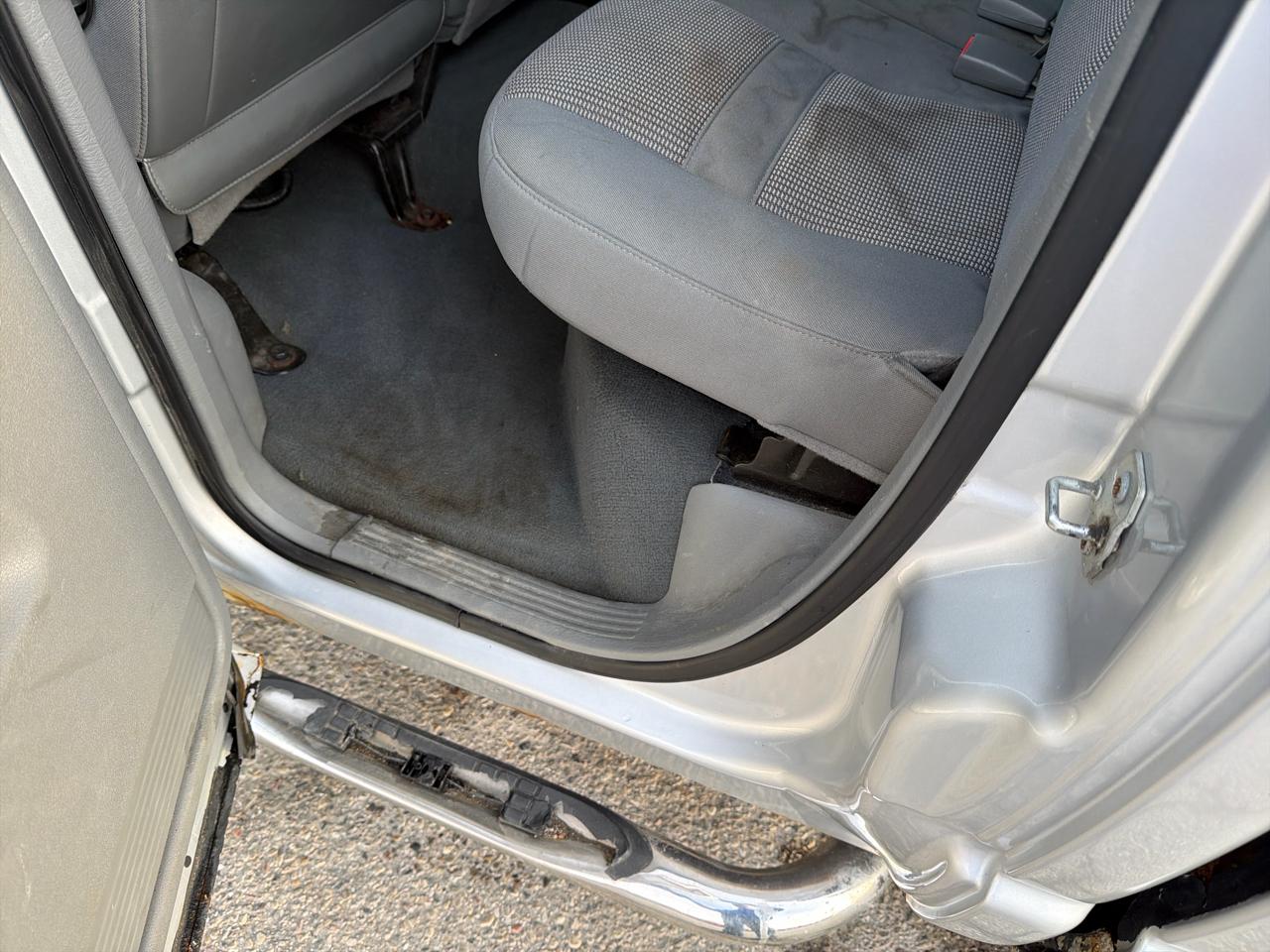 Dodge Ram 1500 4WD Quad Cab 140.5" SLT 2007