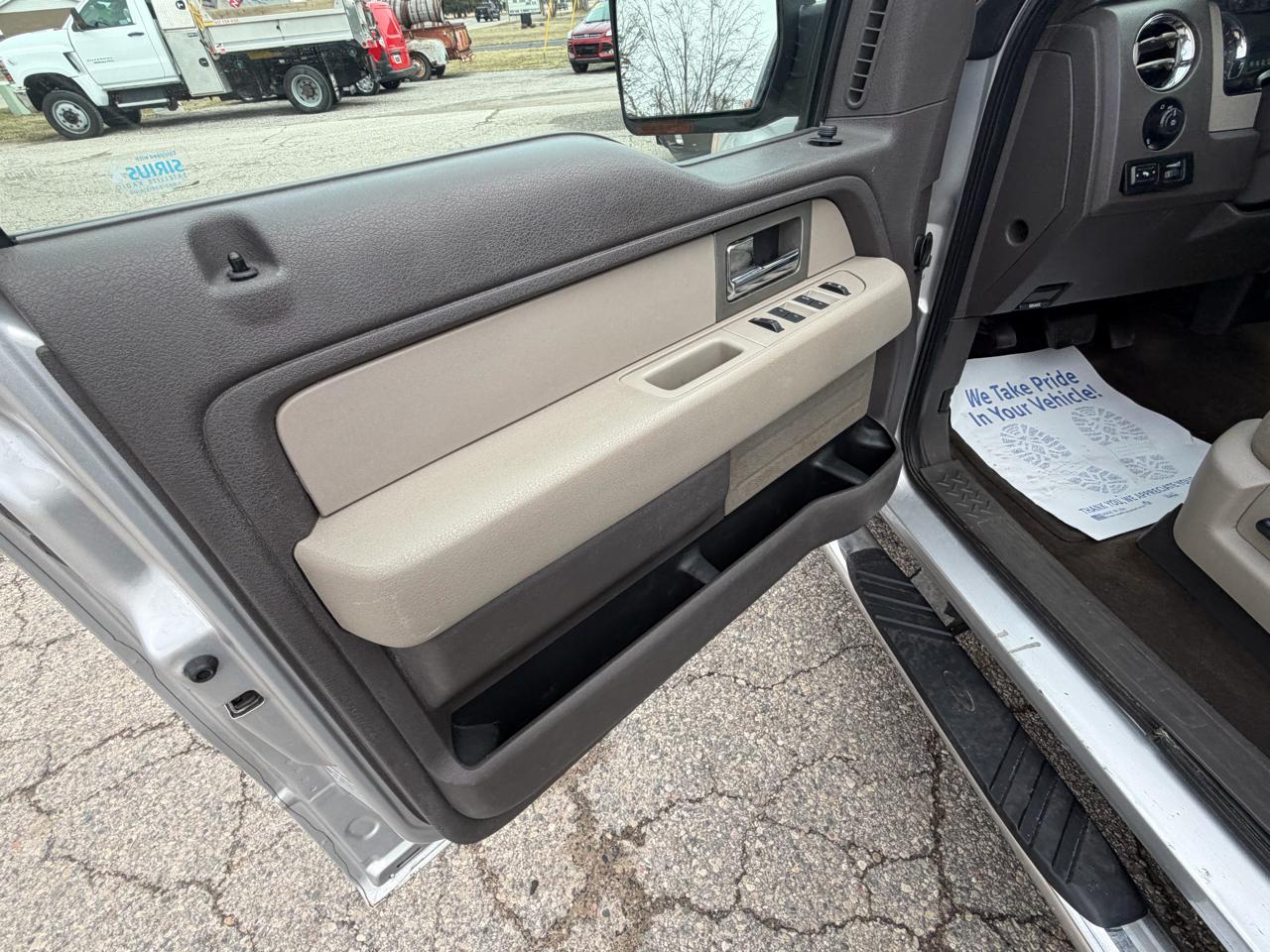 Ford F-150 4WD SuperCrew 145" XLT 2010