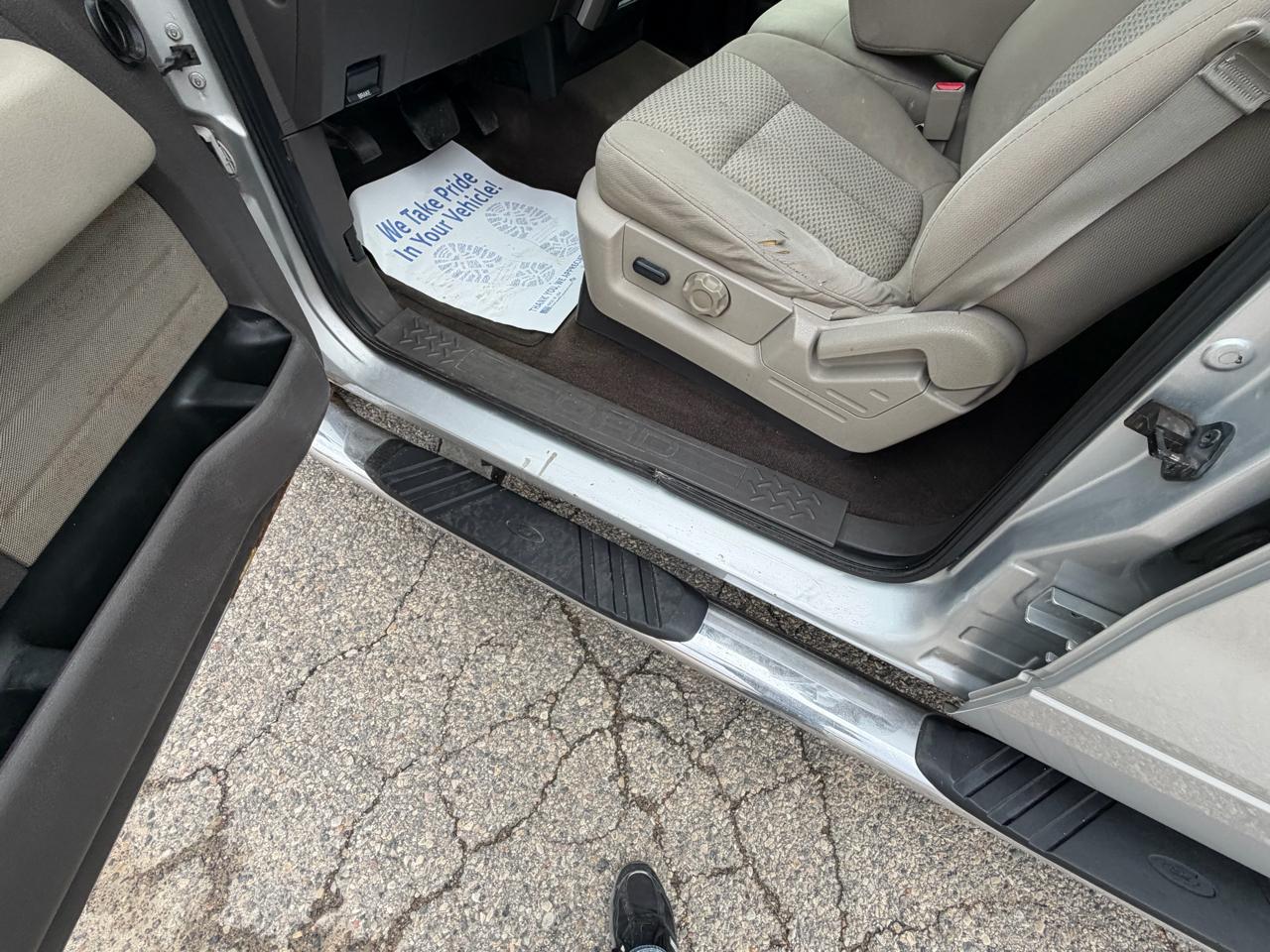 Ford F-150 4WD SuperCrew 145" XLT 2010