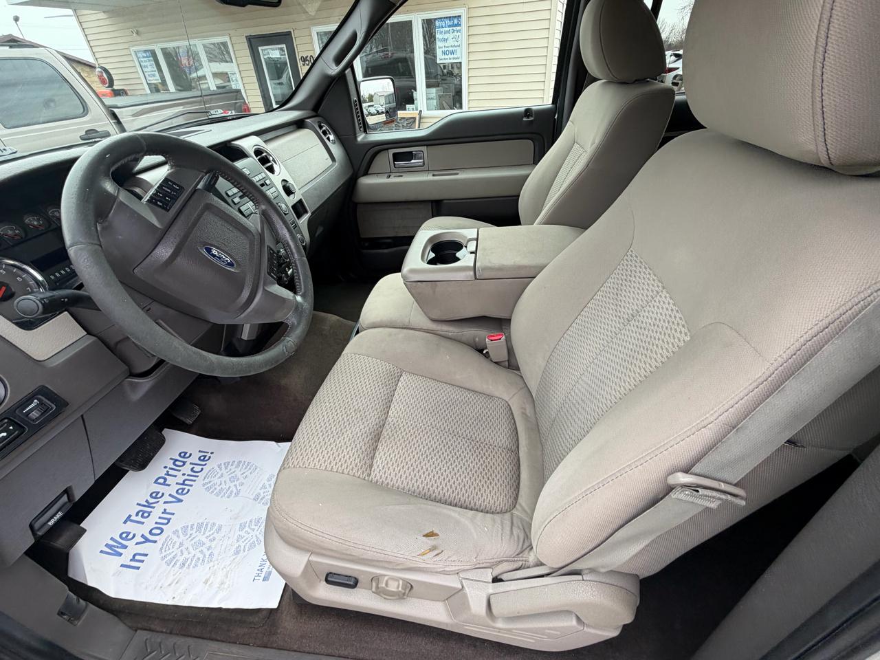 Ford F-150 4WD SuperCrew 145" XLT 2010