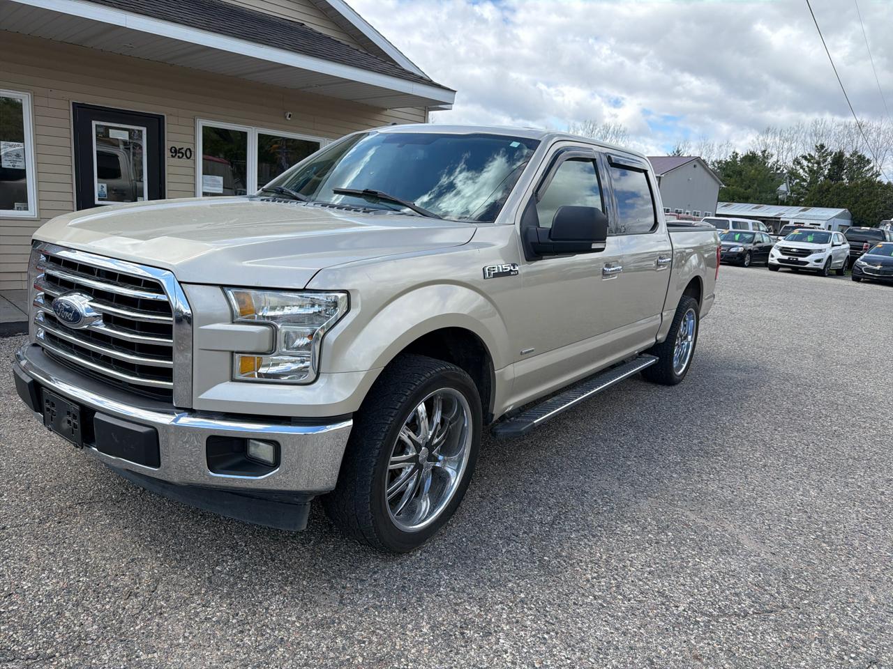 Ford F-150 XLT 2WD SuperCrew 5.5' Box 2017
