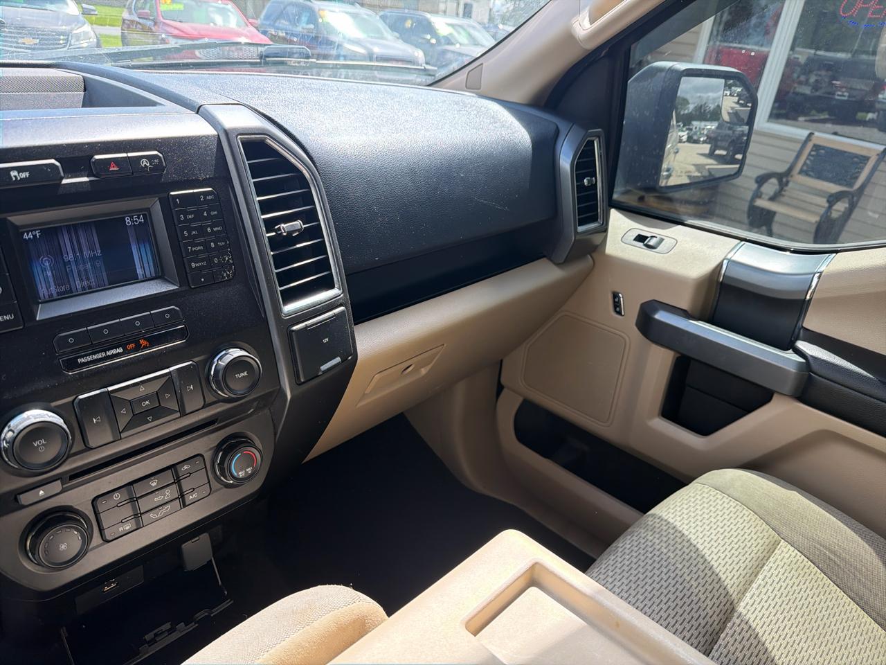 Ford F-150 XLT 2WD SuperCrew 5.5' Box 2017