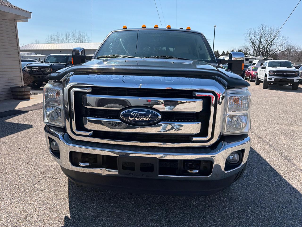 Ford Super Duty F-350 SRW Crew Cab 156" Lariat 4WD 2011