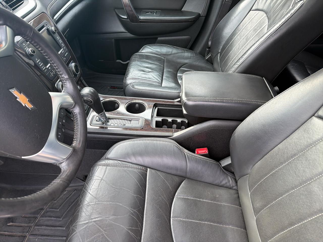 Chevrolet Traverse AWD 4dr LTZ 2015