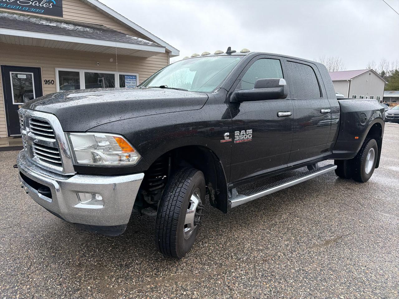 RAM 3500 4WD Mega Cab 160.5" Big Horn 2016