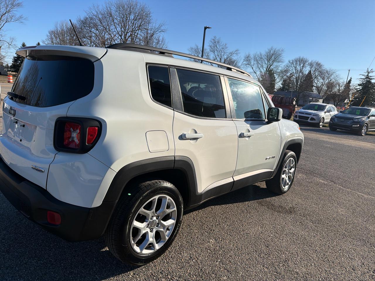 Jeep Renegade 4WD 4dr Latitude 2016