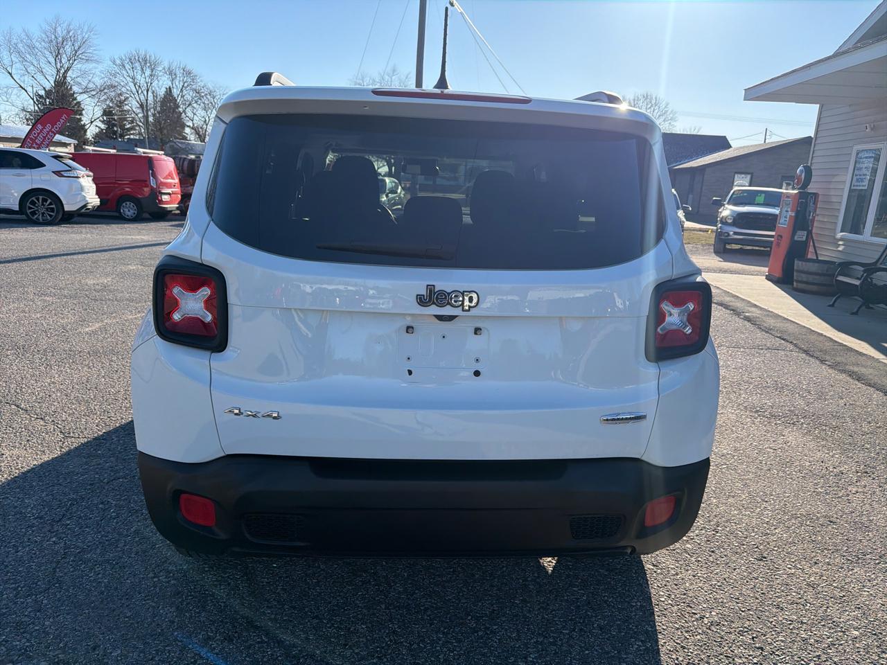 Jeep Renegade 4WD 4dr Latitude 2016