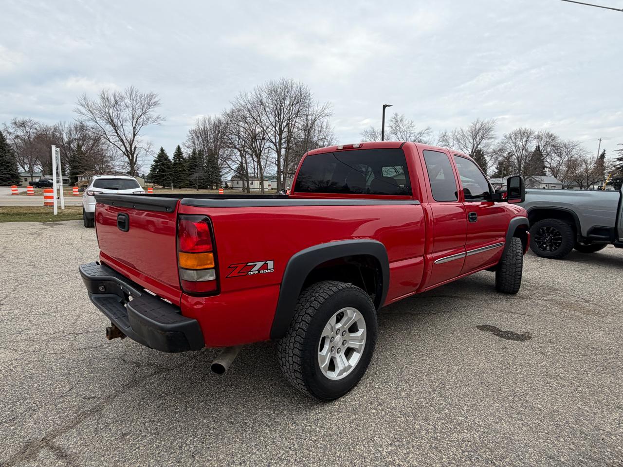 GMC Sierra 1500 Ext Cab 143.5" WB 4WD SLE1 2006