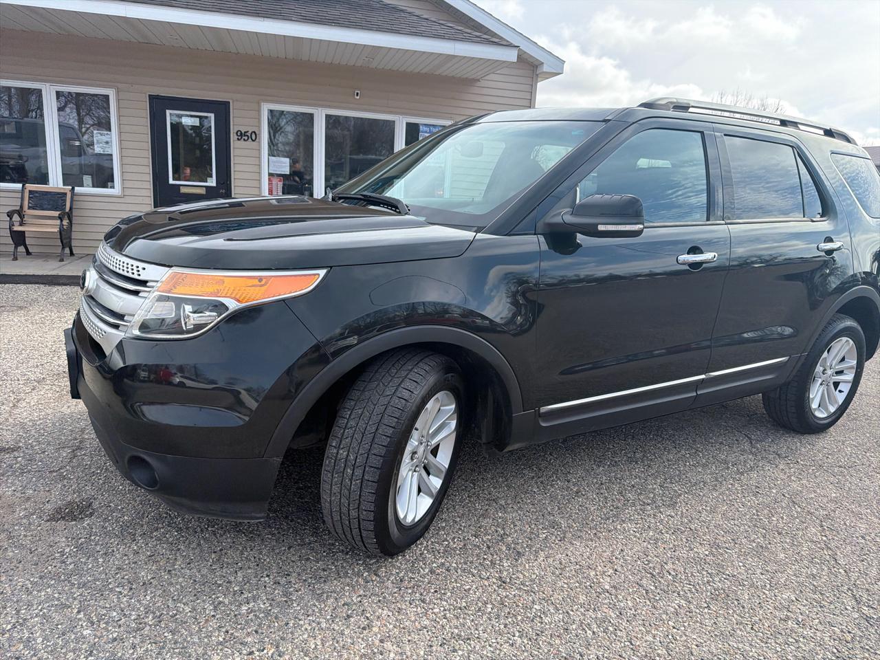 Ford Explorer 4WD 4dr XLT 2013