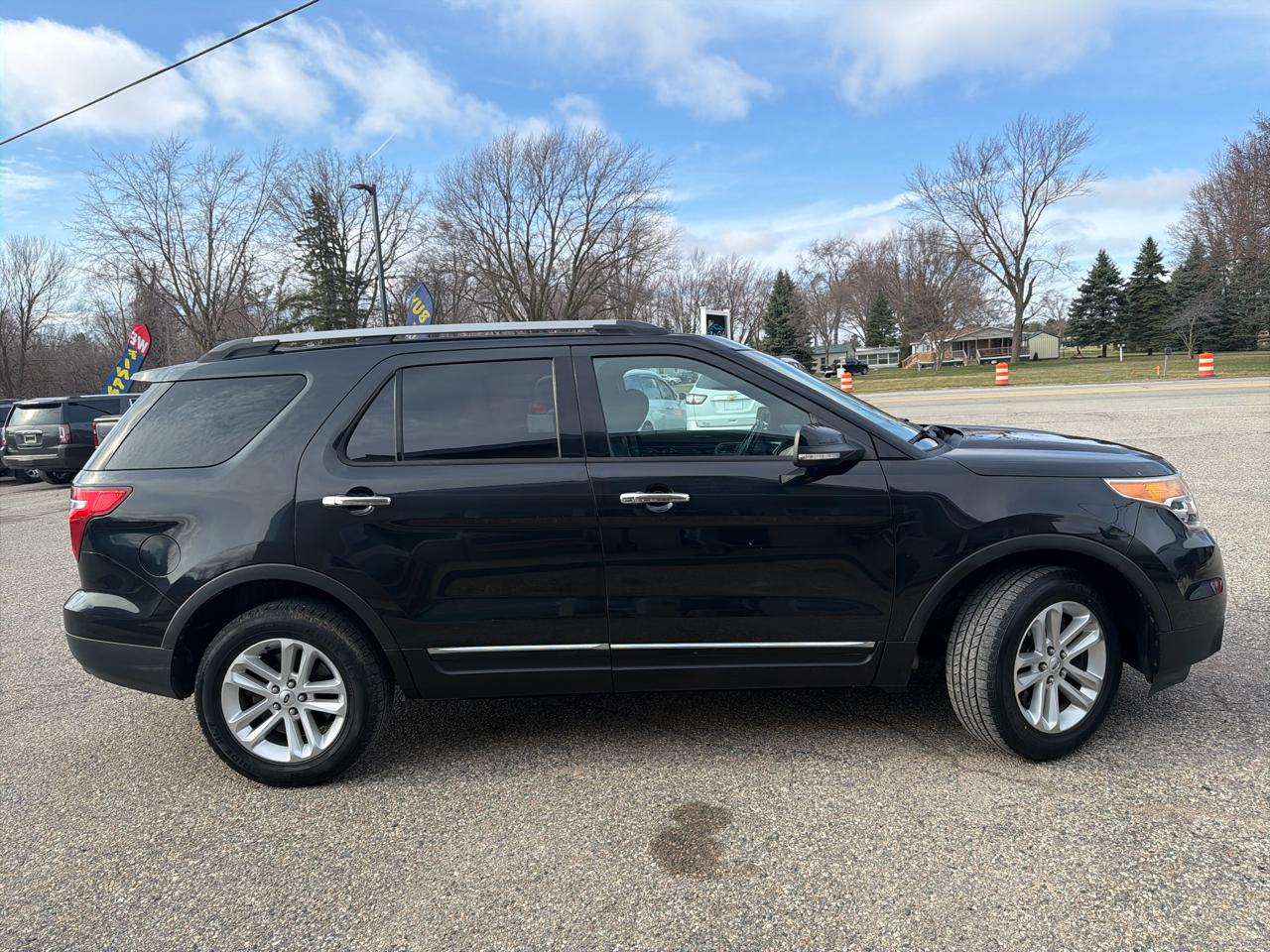 Ford Explorer 4WD 4dr XLT 2013