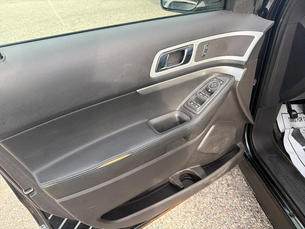 Ford Explorer 4WD 4dr XLT 2013