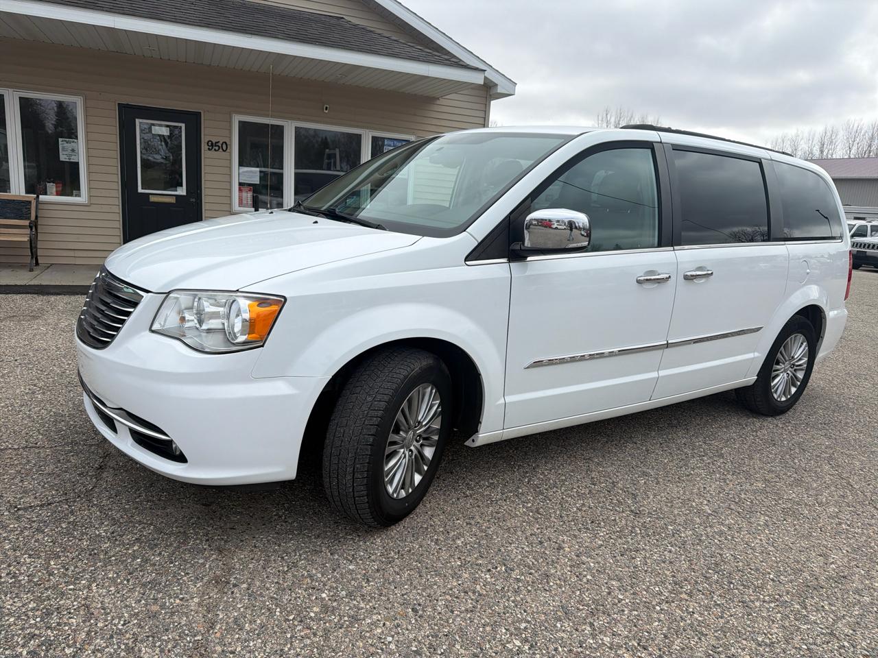 Chrysler Town & Country 4dr Wgn Touring-L 2016