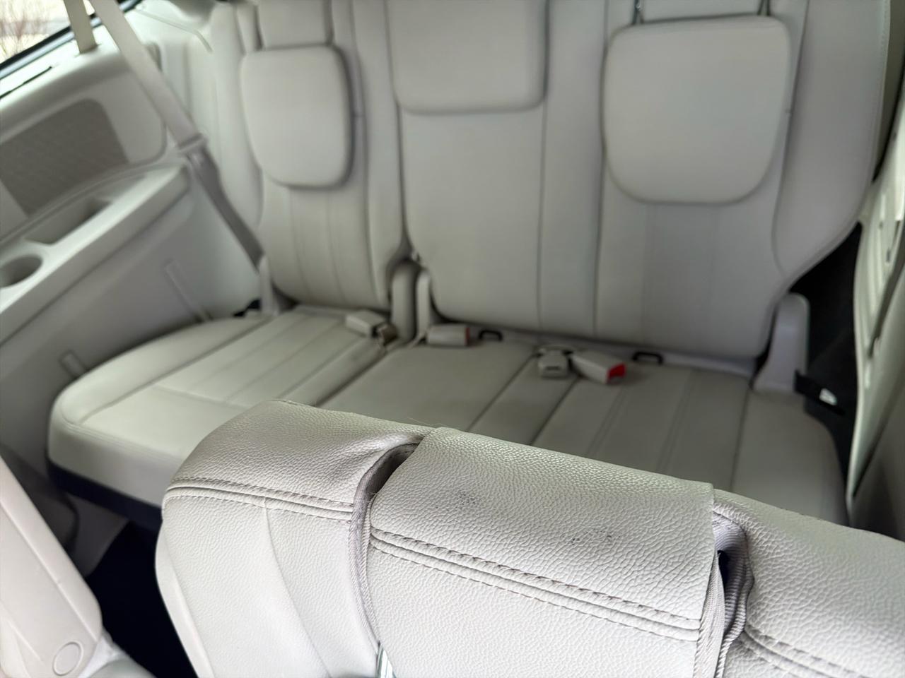 Chrysler Town & Country 4dr Wgn Touring-L 2016