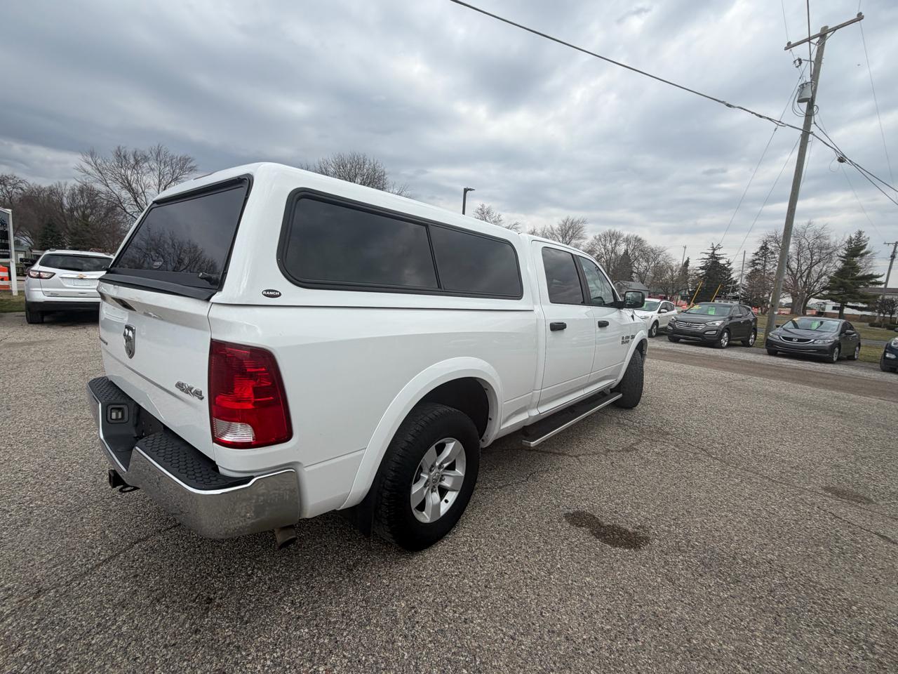 RAM 1500 4WD Crew Cab 149" Outdoorsman 2016