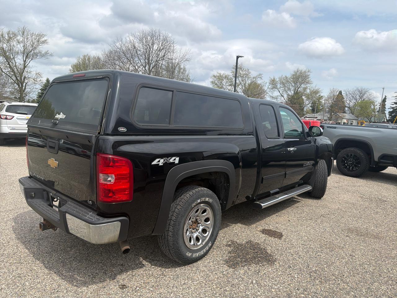 Chevrolet Silverado 1500 4WD Ext Cab 143.5" LS 2013