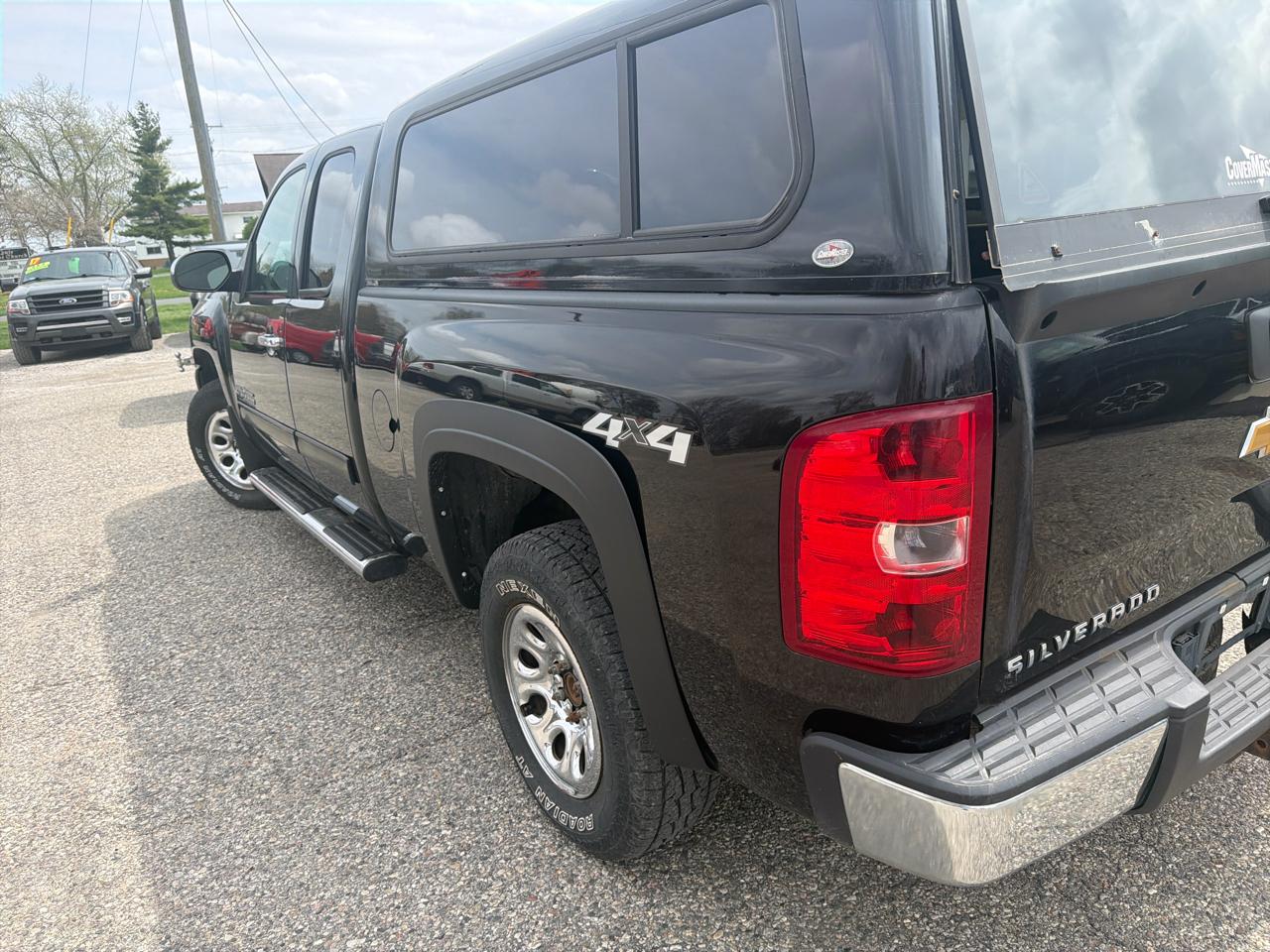 Chevrolet Silverado 1500 4WD Ext Cab 143.5" LS 2013