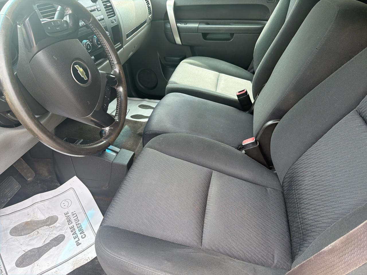 Chevrolet Silverado 1500 4WD Ext Cab 143.5" LS 2013