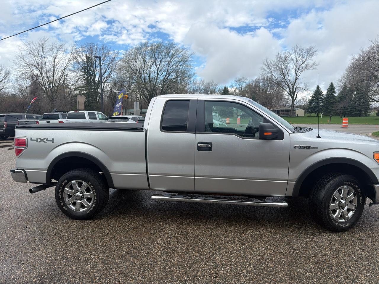 Ford F-150 4WD SuperCab 163" XL 2014