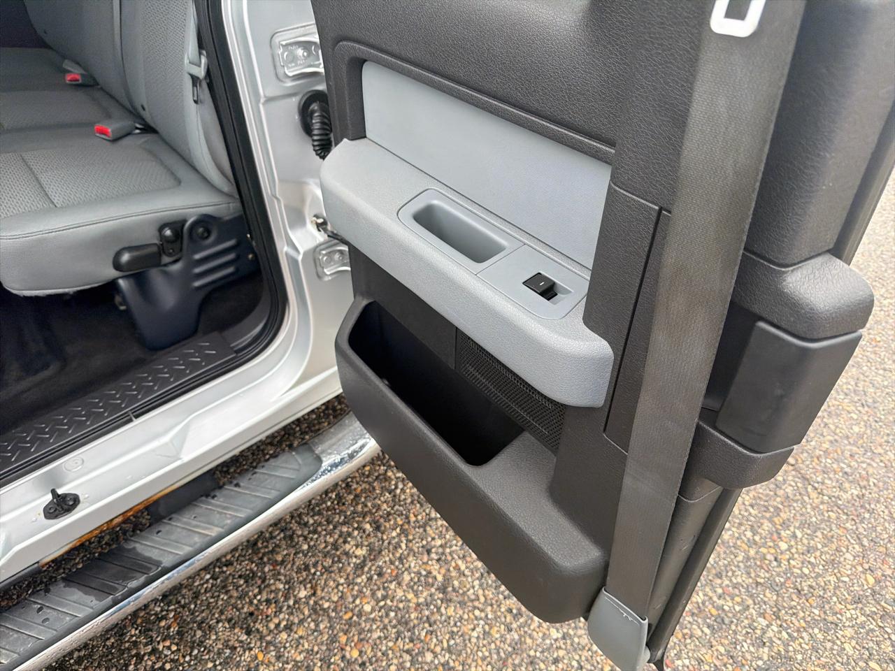 Ford F-150 4WD SuperCab 163" XL 2014