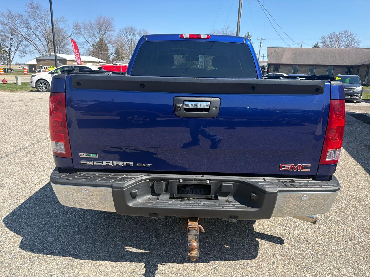 GMC Sierra 1500 4WD Crew Cab 143.5" SLT 2010