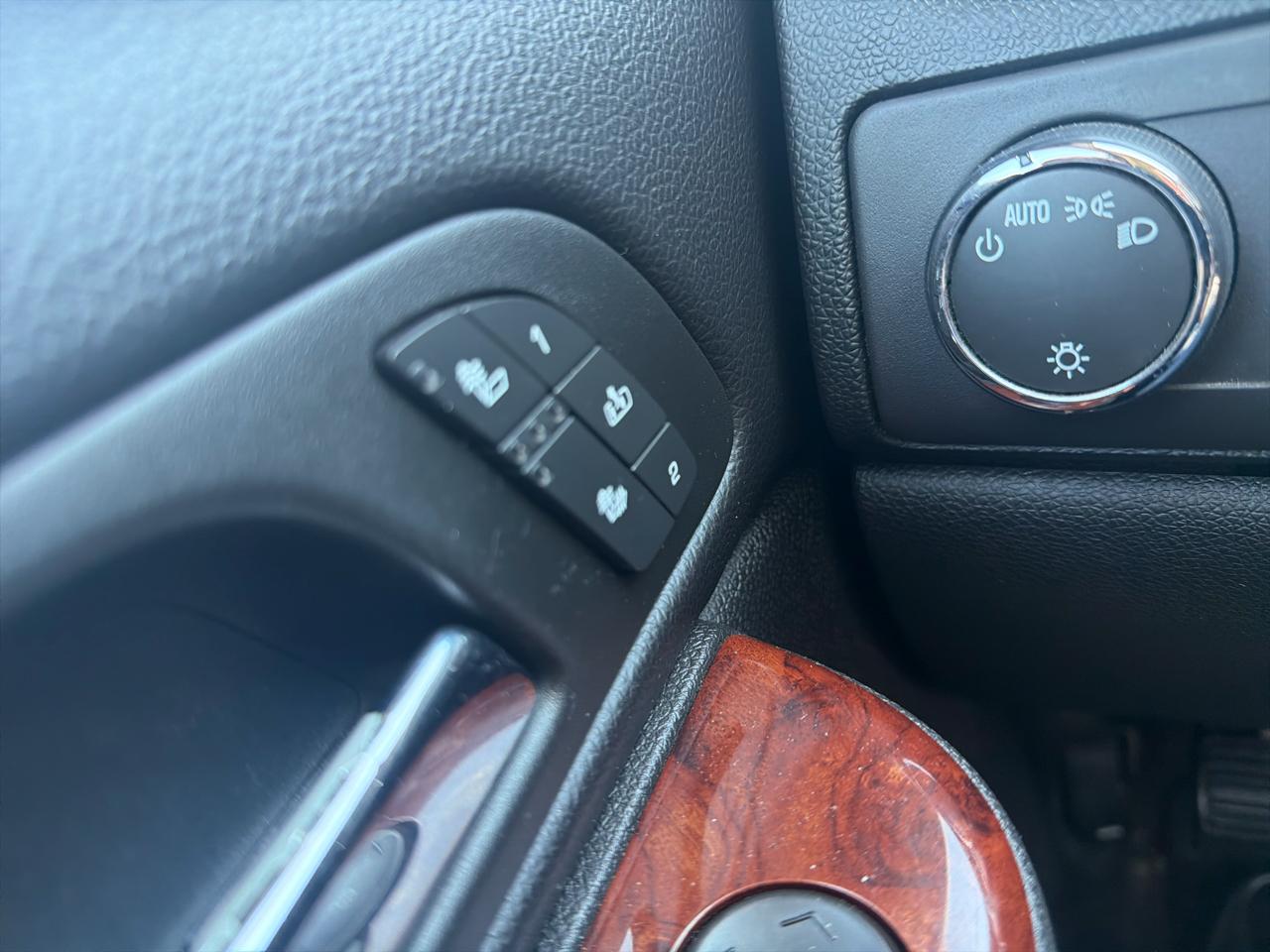 GMC Sierra 1500 4WD Crew Cab 143.5" SLT 2010