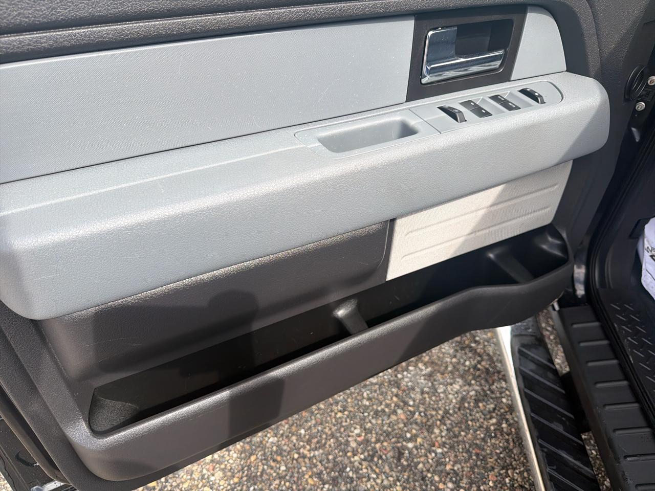 Ford F-150 4WD SuperCab 145" XL 2013