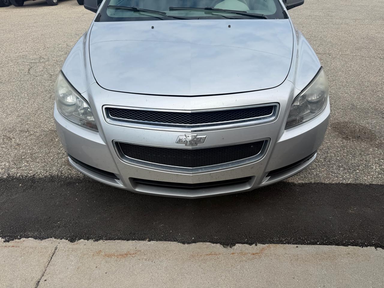 Chevrolet Malibu 4dr Sdn LS w/1LS 2010