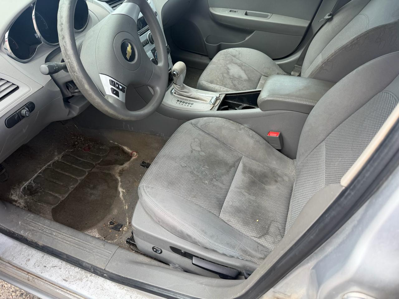 Chevrolet Malibu 4dr Sdn LS w/1LS 2010