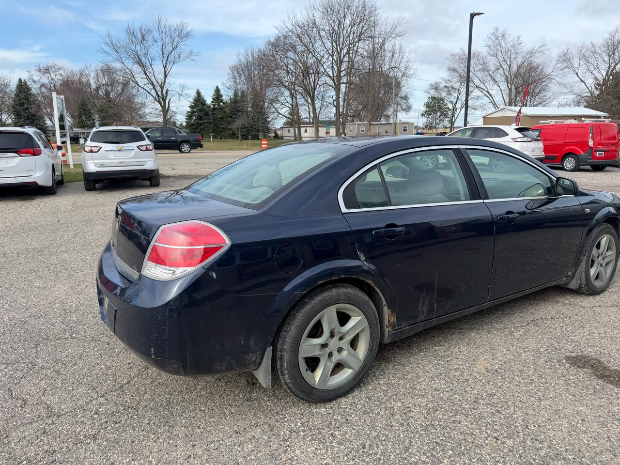 Saturn Aura 4dr Sdn I4 XE 2009