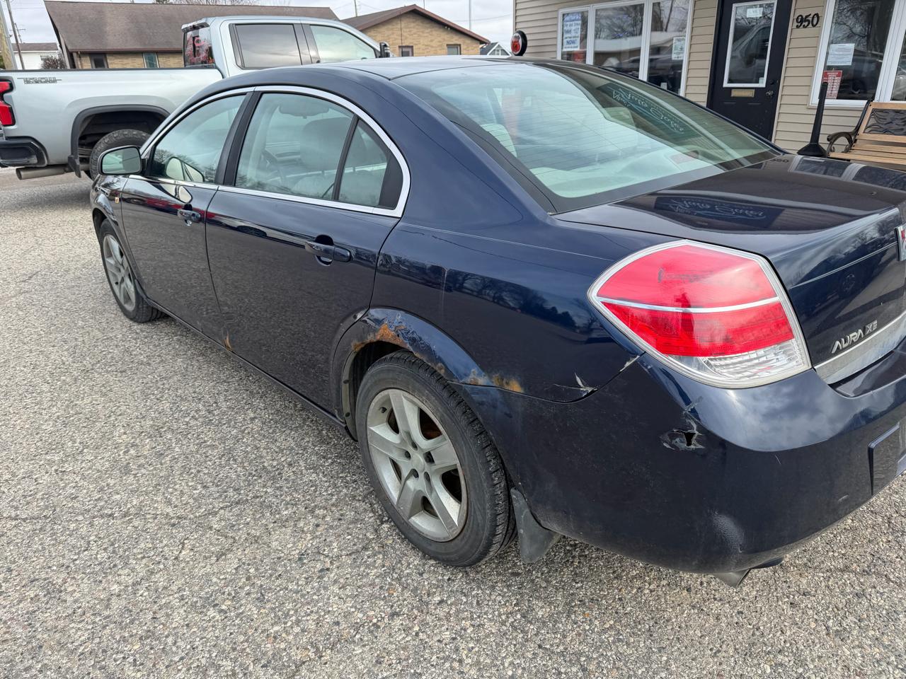 Saturn Aura 4dr Sdn I4 XE 2009