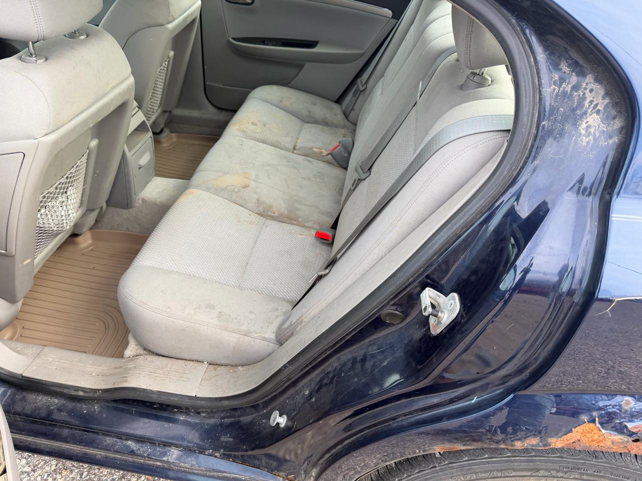 Saturn Aura 4dr Sdn I4 XE 2009