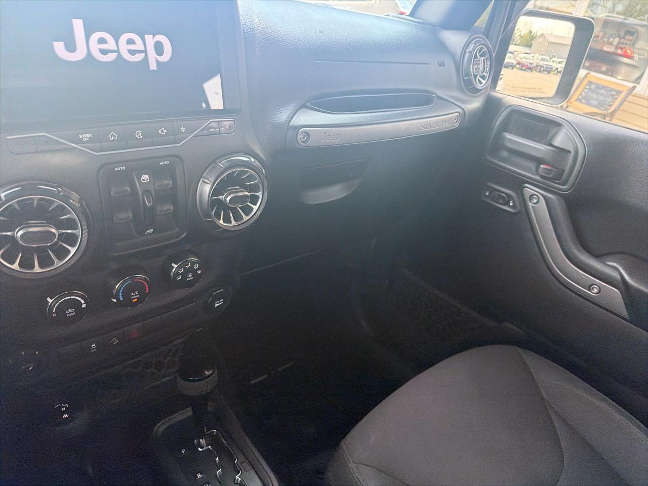 Jeep Wrangler Unlimited Sport 4x4 2017