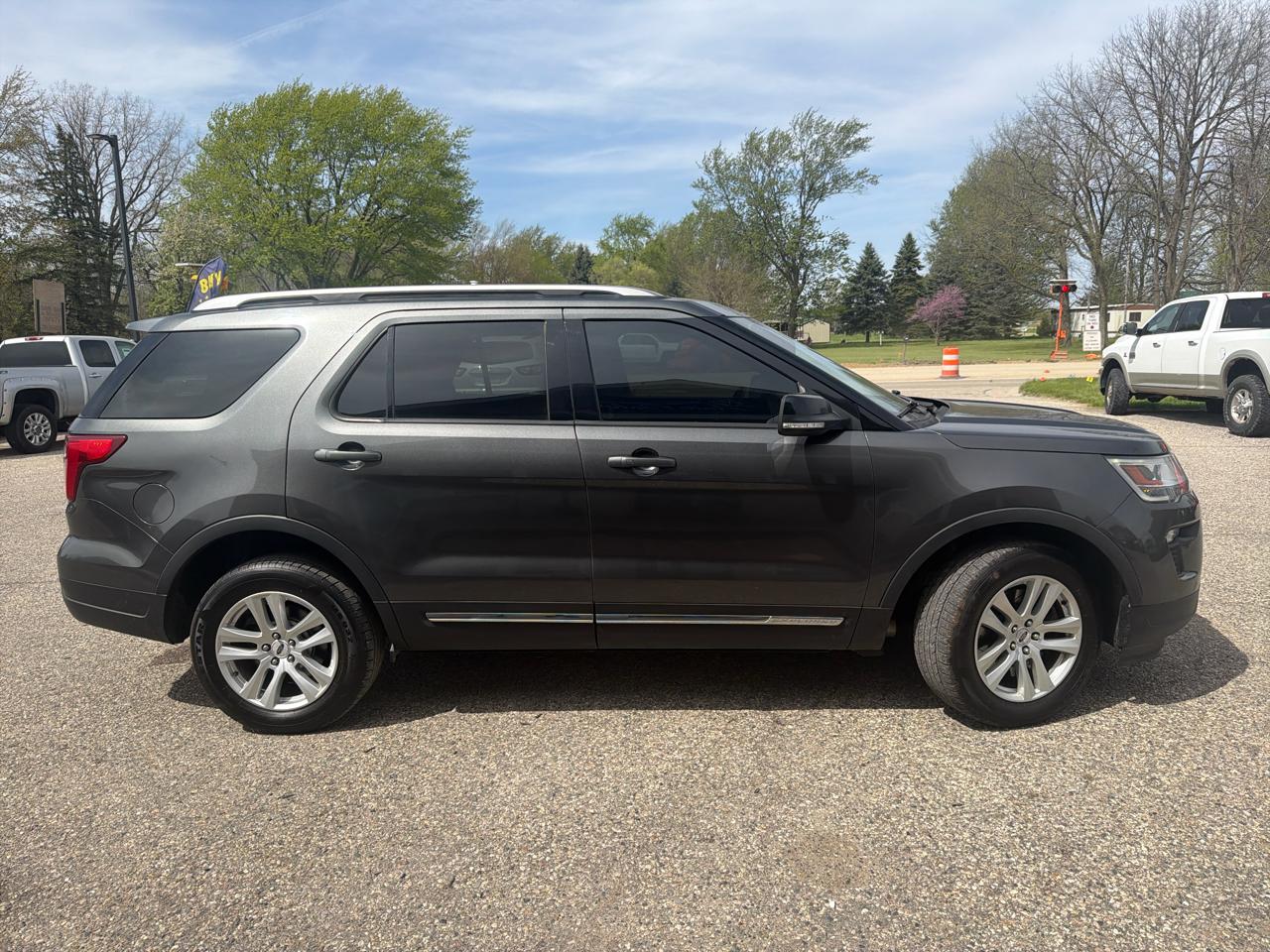 Ford Explorer XLT 4WD 2018