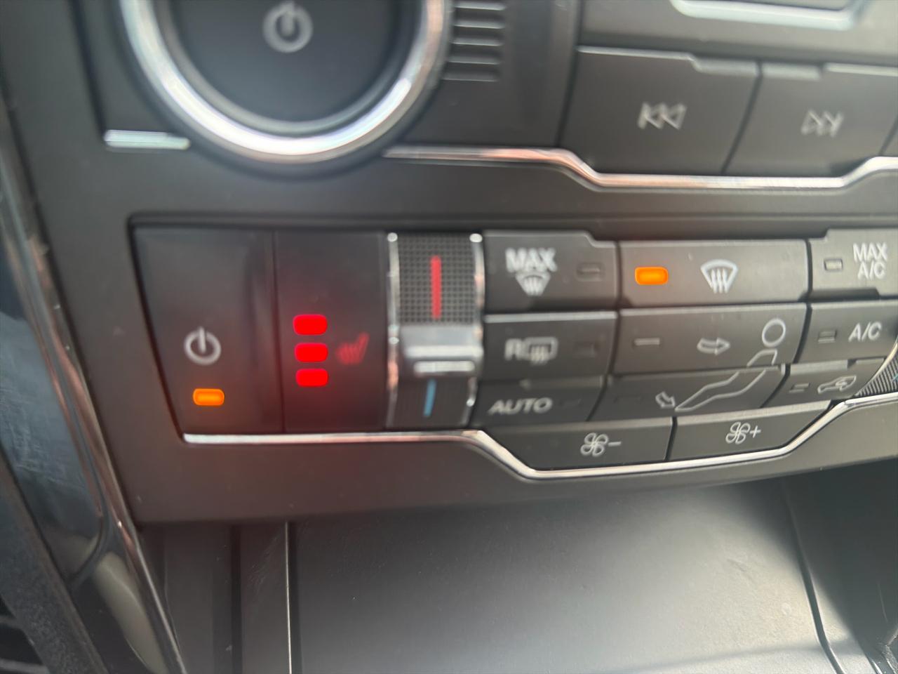 Ford Explorer XLT 4WD 2018