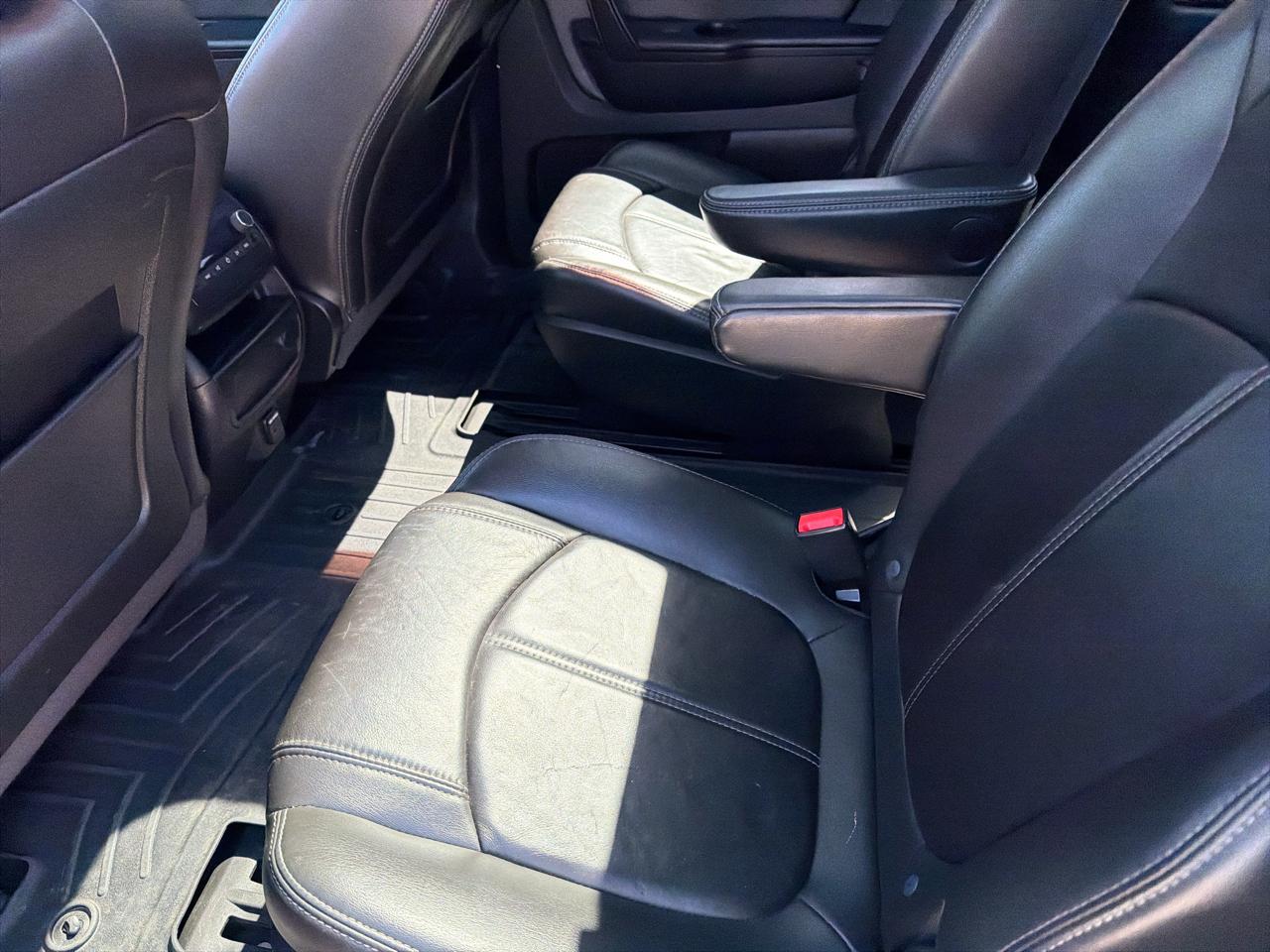 Chevrolet Traverse AWD 4dr LT w/2LT 2014