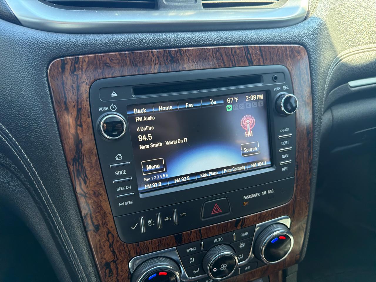 Chevrolet Traverse AWD 4dr LT w/2LT 2014