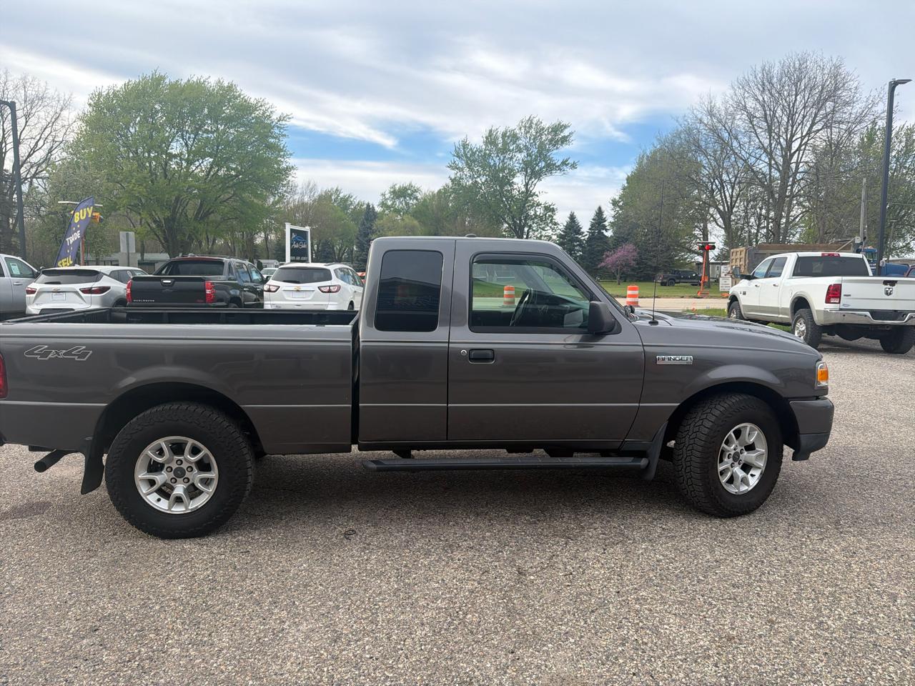 Ford Ranger 4WD 4dr SuperCab 126" XLT 2011