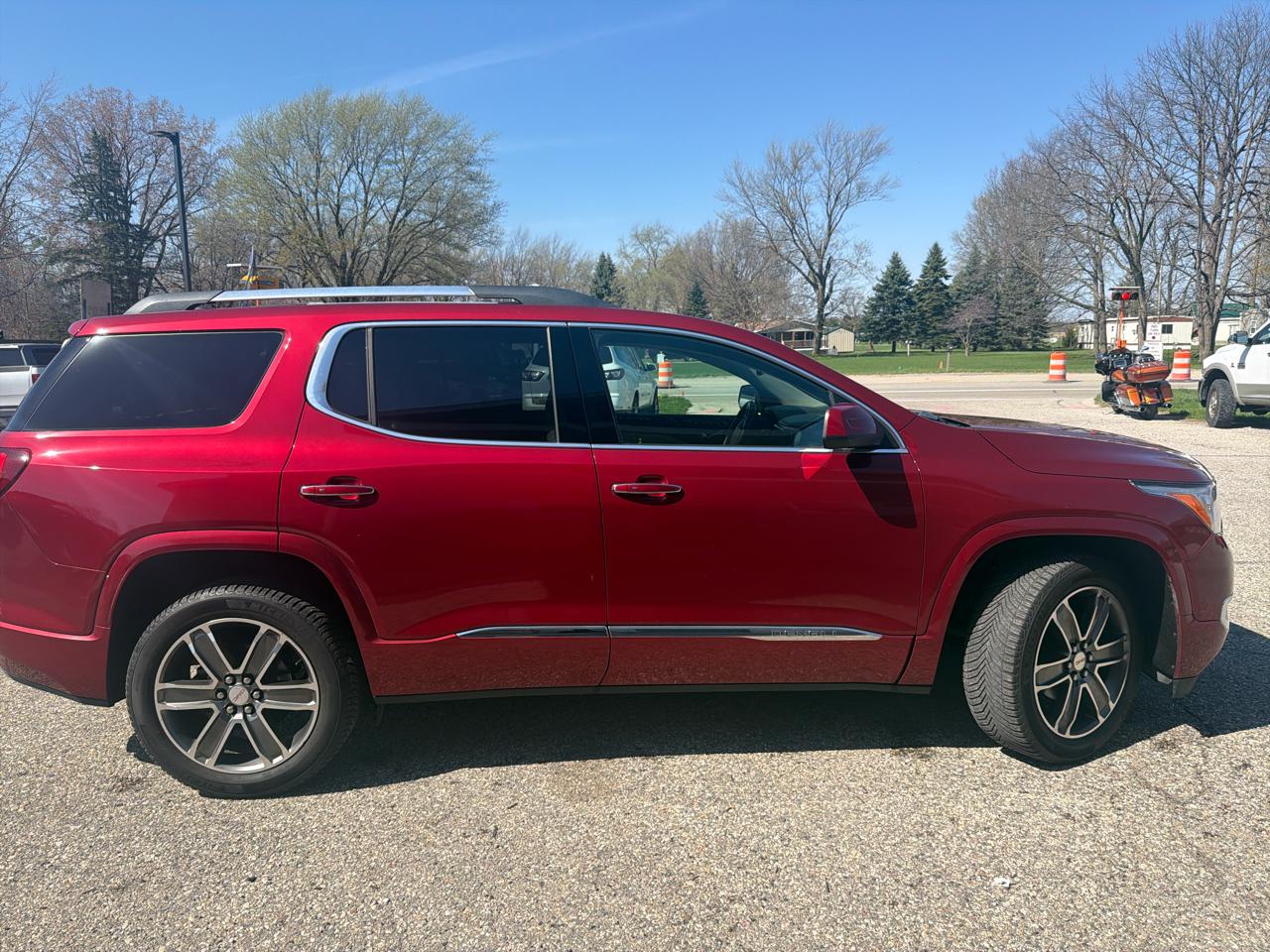 GMC Acadia AWD 4dr Denali 2019