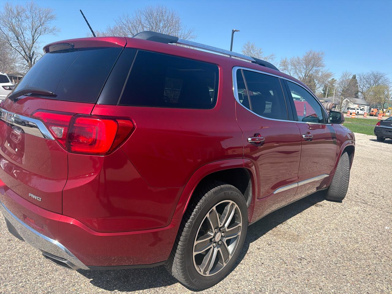 GMC Acadia AWD 4dr Denali 2019